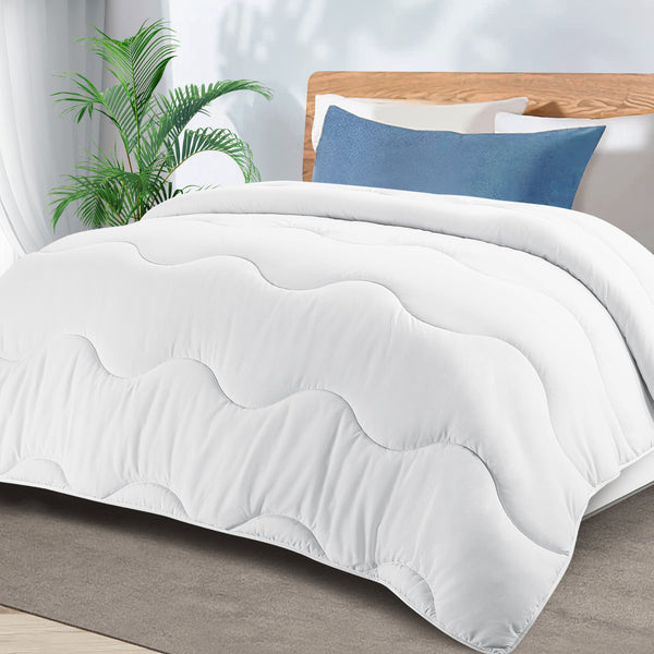 ICEPLUTO Comforter Queen Size, All Season Duvet Insert, White Lightweight Quilt, Down Alternative Oeko-Tex Hotel Comforter with Corner Tabs (White, Queen 88x88 Inches)